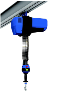 冠航智能提升機(jī)鋰電池生產(chǎn)車(chē)間的得力助手
