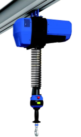 光伏組件工廠的生產(chǎn)智能提升機(jī)起吊組裝零部件